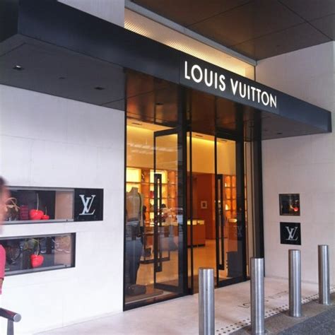 louis vuitton brisbane reviews